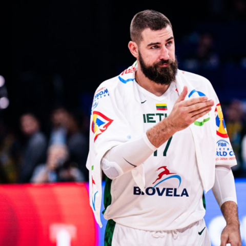 Ο Γιόνας Βαλαντσιούνας