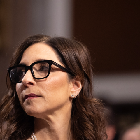 Αποχωρεί η CEO του X, Λίντα Γιακαρίνο – Υπό πίεση ο Μασκ στη δίνη νέων σκανδάλων