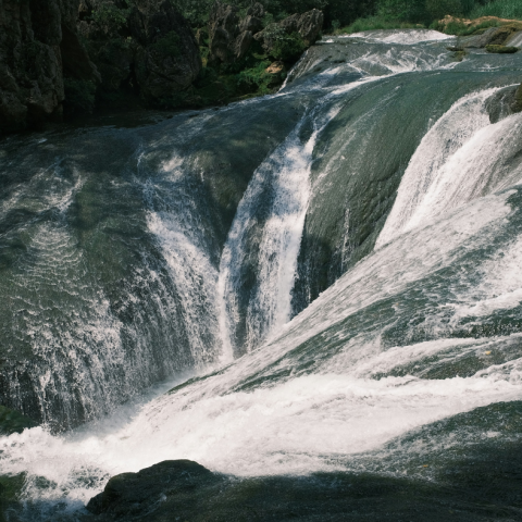 Τραγωδία στον καταρράκτη Dillon Falls του Όρεγκον με έναν νεκρό και δύο αγνοούμενους