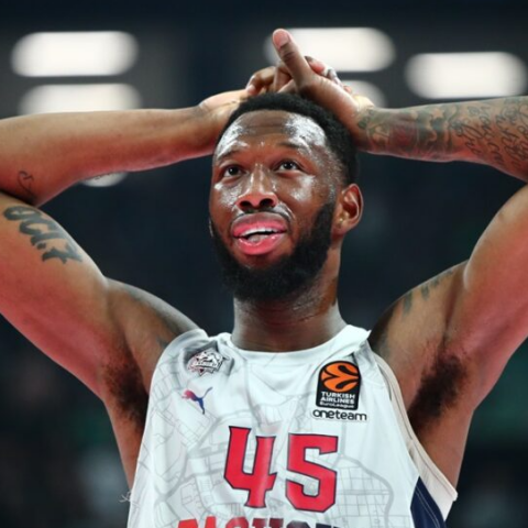 Ο Ντόντα Χολ 