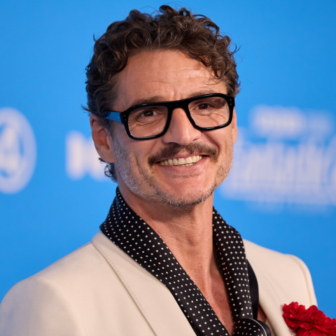 Πέδρο Πασκάλ: Η φωτογραφία με την οικογένειά του το 1991