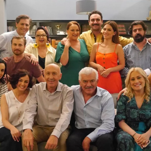 Eπιστρέφει «Το Σόι σου»: Ο Σόλων Τσούνης αποκάλυψε λεπτομέρειες για τον νέο κύκλο - «Είναι 6 χρόνια μετά, ρεαλιστικά»