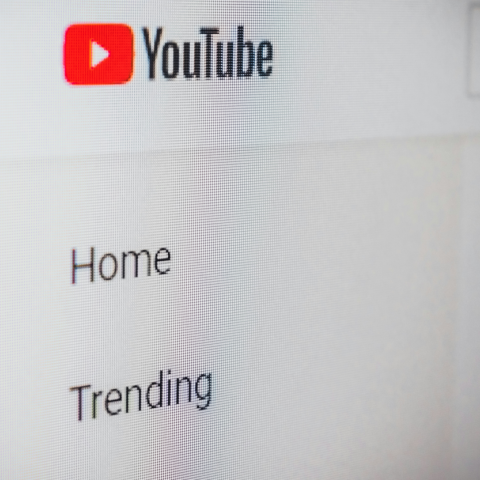 Η Αυστραλία «κόβει» το YouTube σε παιδιά κάτω των 16 ετών