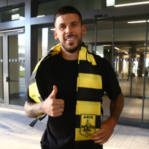 Κάρλες Πέρεθ: Ο παίκτης του Άρη υπέστη λοίμωξη μαλακών μορίων μετά το δάγκωμα του σκύλου