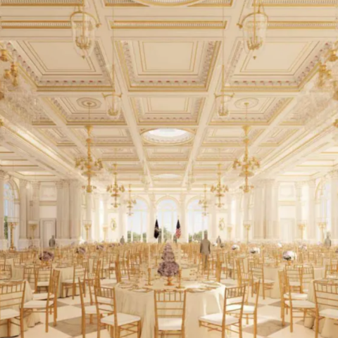 Ο Ντόναλντ Τραμπ κάνει ένα όνειρό του πραγματικότητα και φτιάχνει νέα αίθουσα δεξιώσεων στον Λευκό Οίκο