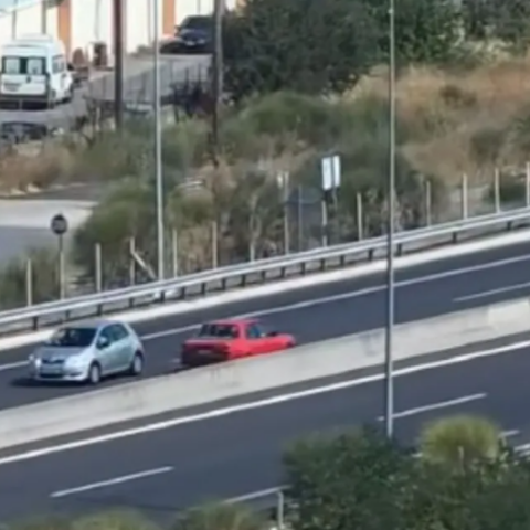 Μπήκε ανάποδα στην Εθνική Οδό και δεν σταματούσε -Το αδιανόητο περιστατικό συνέβη στην Τρίπολη