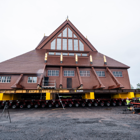 Η εκκλησία του Κιρούνα «ταξιδεύει»: Το ιστορικό μνημείο 113 ετών της Σουηδίας μεταφέρεται για να σωθεί - Για ποιο λόγο