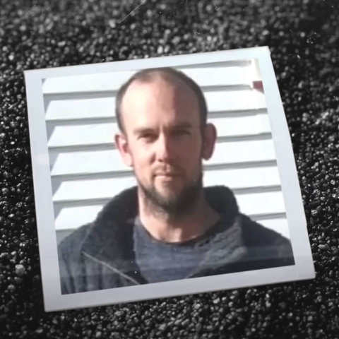 Έκκληση προς τον πατέρα που άρπαξε τα παιδιά του και ζουν στην άγρια φύση εδώ και 4 χρόνια 