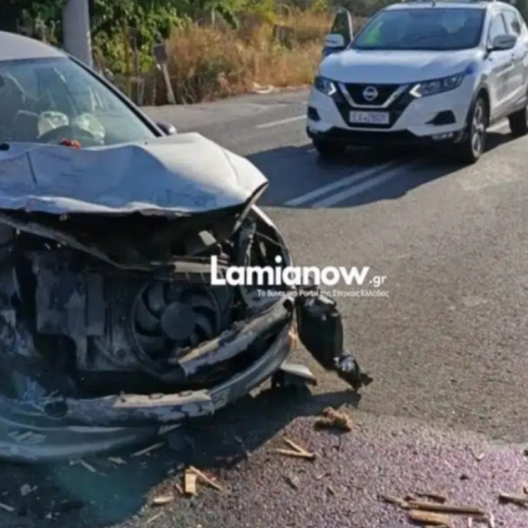 Τροχαίο δυστύχημα στο Λιανοκλάδι – Νεκρός ο συνοδηγός, σώοι οι υπόλοιποι επιβάτες