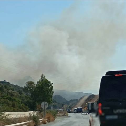Φωτιά τώρα στον ΧΥΤΑ Αγίου Νικολάου