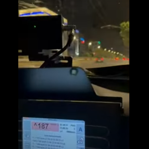 Οδηγός αυτοκινήτου «πιάστηκε» να κινείται με 187 χλμ. στη Λεωφόρο Συγγρού - Bίντεο