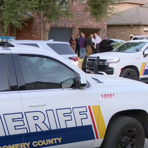 περιπολικά στο σημείο του εγκλήματος