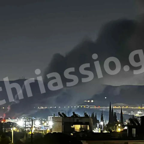 Φωτιά τώρα στον Ασπρόπυργο