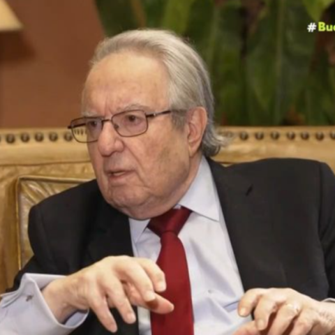 Μπαμπινιώτης: Θα μπορούσα να ήμουν πάμπλουτος και είπα, τότε, όχι δεν θα πάρω αυτό