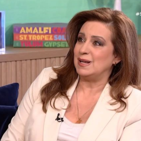 Συγκινήθηκε “στον αέρα” η Ευαγγελία Μουμούρη για τον ρόλο της στο “Ριφιφί”