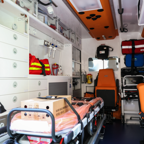 Διασωληνωμένος 70χρονος που έπεσε από μεγάλο ύψος στην Θεσσαλονίκη