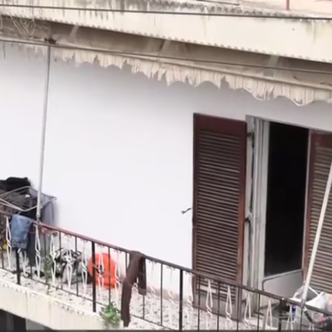 Το σπίτι όπου ζούσαν τα τρία παιδιά στους Αγίους Αναργύρους
