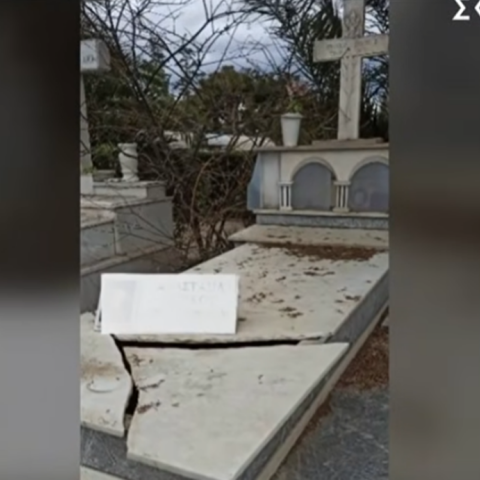 Εικόνα από τάφο κατεστραμμένο στο Γ' Νεκροταφείο στη Νίκαια
