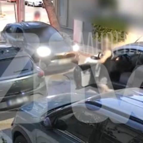 Άγρια επίθεση άνδρα οδηγού σε γυναίκα στο Ίλιον – Την γρονθοκόπησε μπροστά στο μικρό παιδί της