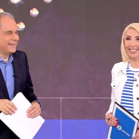 Με νάρθηκα στο χέρι η Μίνα Καραμήτρου - Όσα είπε για το ατύχημα ο Νίκος Στραβελάκης