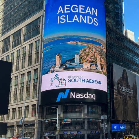 Τα νησιά του Νοτίου Αιγαίου κατακτούν την Times Square της Νέας Υόρκης εν μέσω Μουντιάλ 2026 