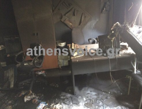 Ανακοίνωση του ΠΑΣΟΚ για τη φωτιά στα γραφεία της Athens Voice