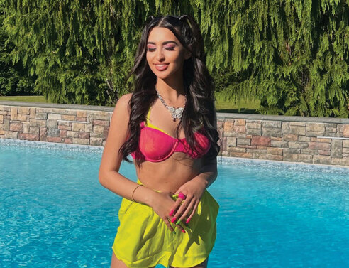 Τραγουδίστρια Αναστασία