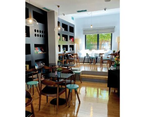 Dizer Coffee & Brunch