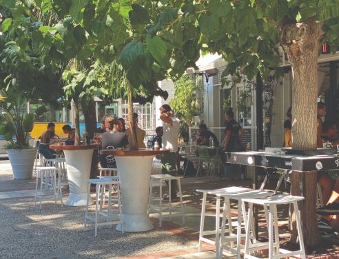 LOT51 Ο πιο δημοφιλής all day προορισμός στα Ιλίσια 