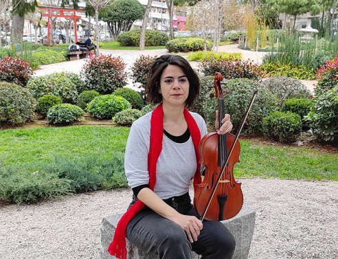 «Μια Γέφυρα Μουσικής Πάνω από τη Συγγρού, vol.9»: Η μουσικός Ελευθερία Τόγια μιλάει για τη συμμετοχή της στην εκδήλωση