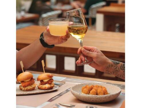 Usurum Gastrobar: Το νέο σου στέκι στου Ψυρρή