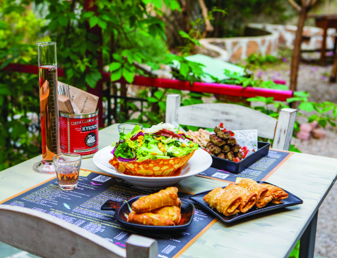 Μίμης και Άννα: Μεζεδοπωλείο όπως πρέπει