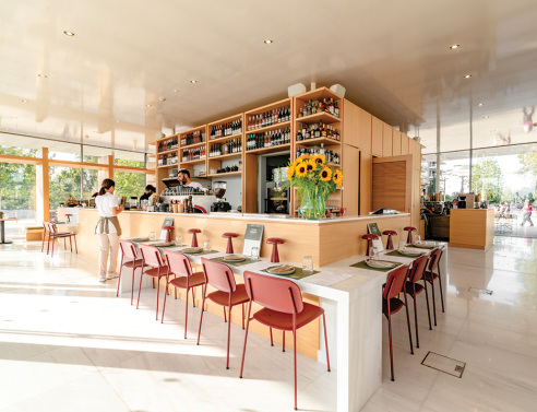 Canal All Day Coffee Wine & Dining