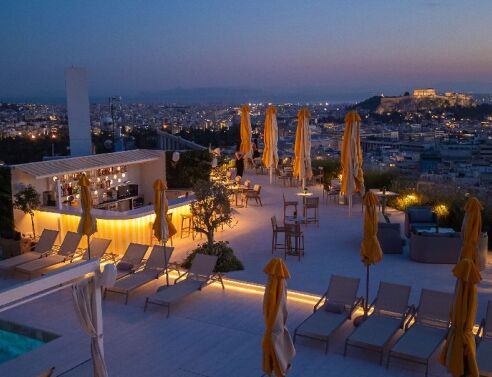 Vertigo Pool & Sunset bar