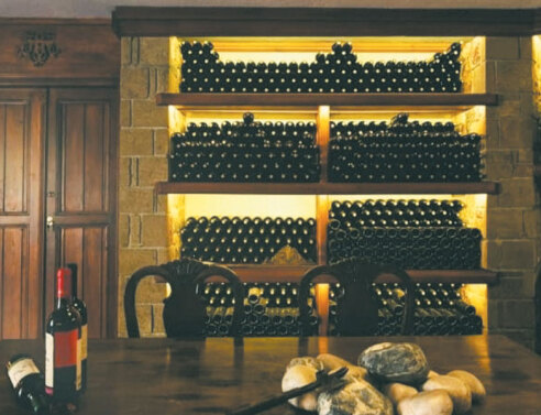 Οινοποιείο Σταμάτη Νικολάου: Από τους Σκυριανούς αμπελώνες στα ποτήρια μας!