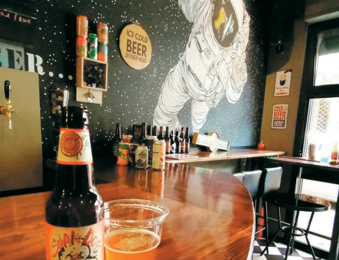 Tapfield: Το απόλυτο craft beer bar στου Ψυρρή