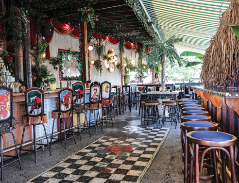 Buena Vista Social Bar: Αll-day πάρτι με θέα την Ακρόπολη