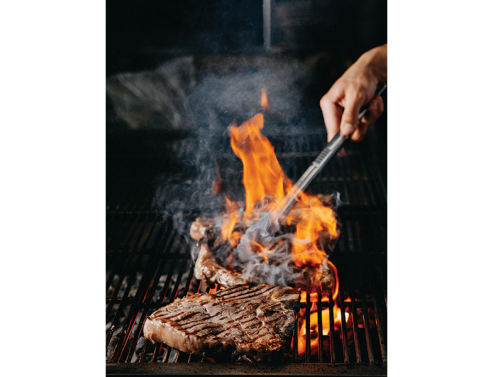 Medouli chop house: Το απόλυτο στέκι κρεατοφαγίας της Αργυρούπολης