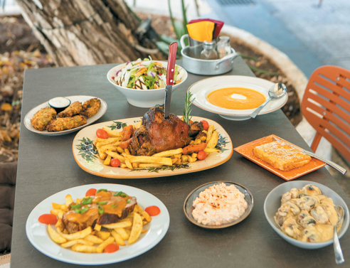 Το Σχολαρχείο της Κυψέλης: Το στέκι της πλατείας Αγίου Γεωργίου βάζει τα γιορτινά του και στην κουζίνα του