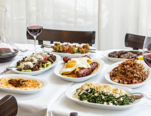 Δώδεκα Πιάτα