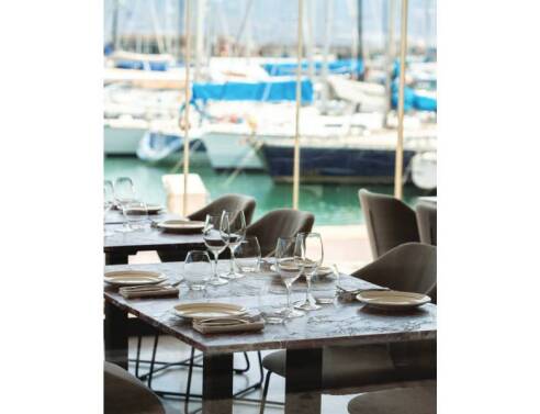 Twenty Five: Tο καινούργιο hot εστιατόριο στο Μικρολίμανο