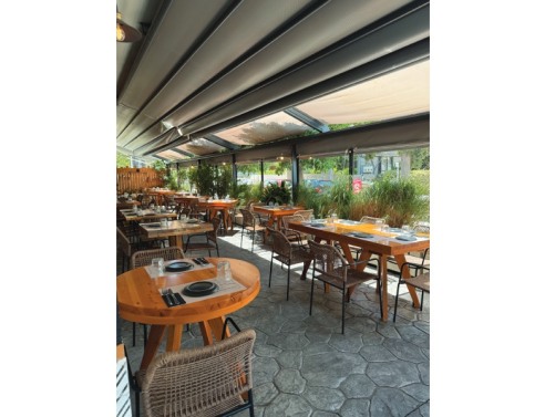 Φυσαρμόνικα: Το μεζεδοπωλείο που παντρεύει το μοντέρνο με το παραδοσιακό 