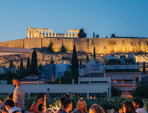 Point A: Dining & cocktails κάτω από την Ακρόπολη