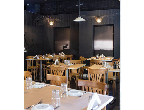 Το μαύρο πρόβατο