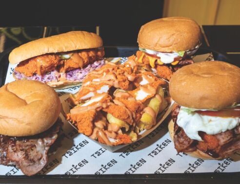 Τσίκεν The Van