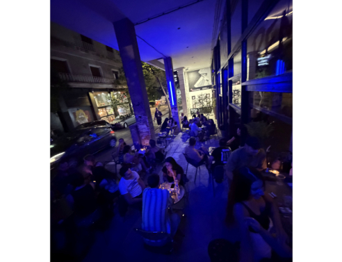 REMALi Athens: Το νέο all day street bistro της Κυψέλης που μένει ως αργά