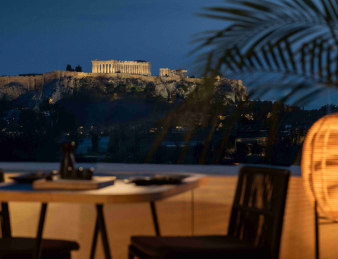 NYX Japanese Rooftop Gastrobar: Ιαπωνική γαστρονομία με θέα 360° στην Αθήνα