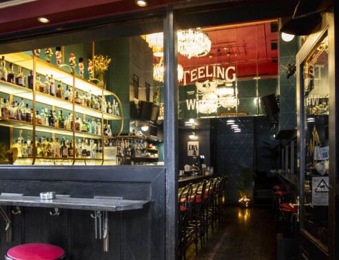 Mai Tai: Το διαχρονικό bar με τον αρχοντικό χαρακτήρα