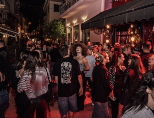 Bardeau Bar: Ένα στέκι από το πρώτο ποτό μέχρι το τελευταίο DJ set