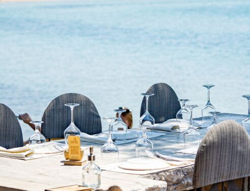 ARK: Το κόσμημα της Γλυφάδας   